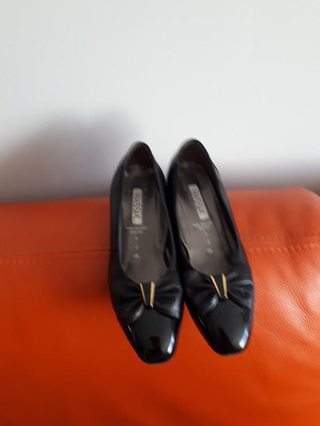 Čierne kožené lodičky, 41