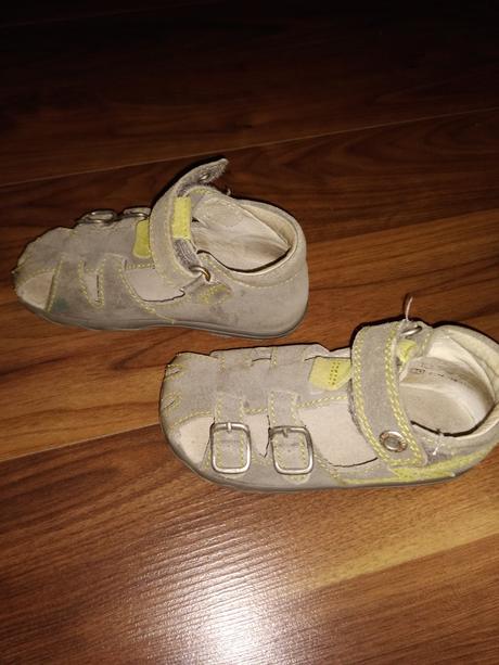 Sandálky, richter,24