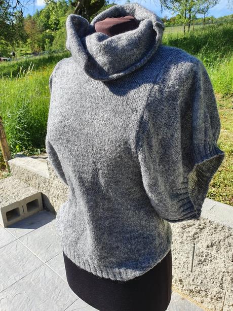 Svetrik, river island,m