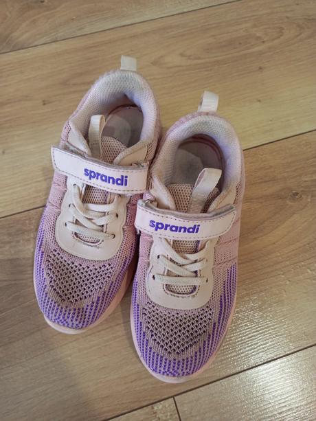 Tenisky, papučky grátis, sprandi,31