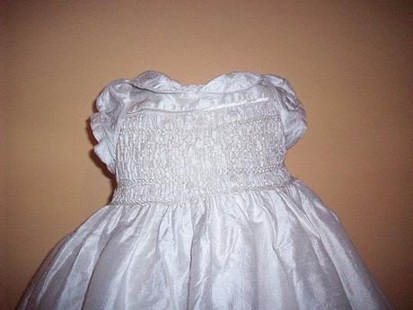 Smotanové šaty, 74