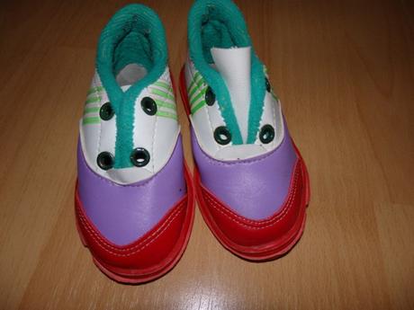 Farebne topanocky, 19