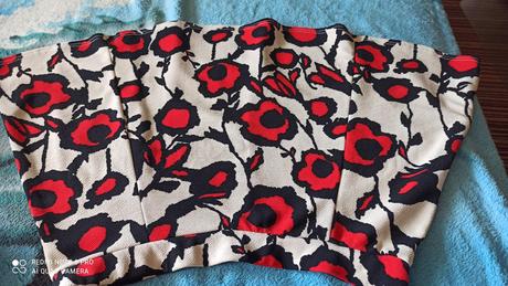 L, sukňa, minimum nosená, vlčie maky, c&a,l