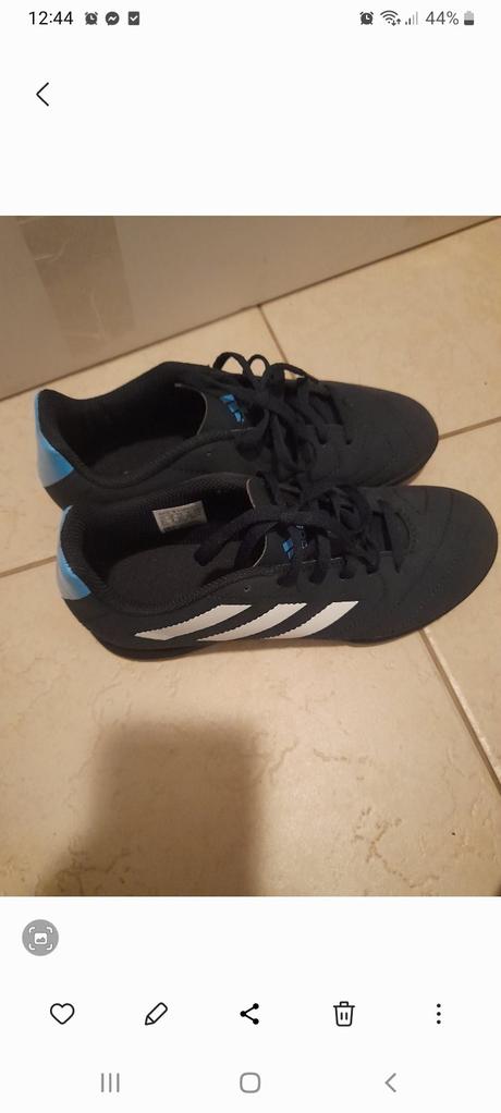 Nenosené botasky, adidas,35