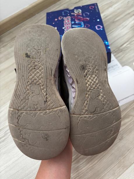 Skechers botasky, skechers,33