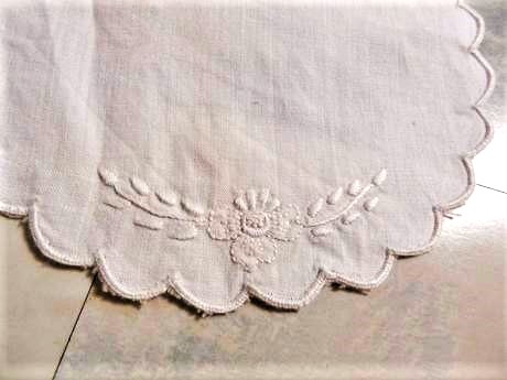 Batistové obrúsky /2 ks, 