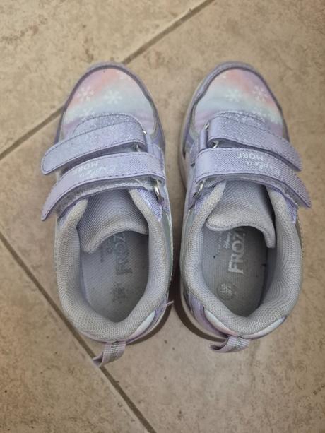 Tenisky svietiace, deichmann,25