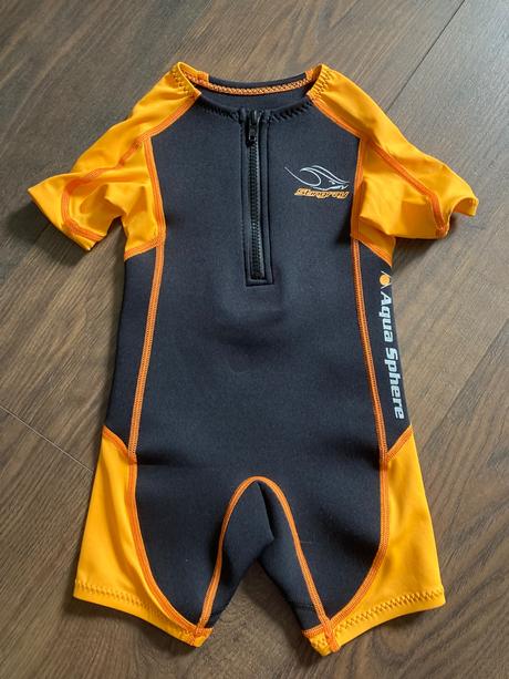 Krátky neoprénový overal 92/98, 