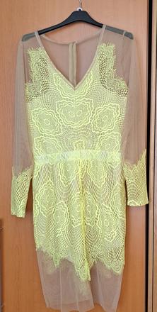 Zaujímavé šaty, m