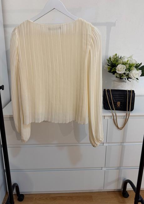 Zara krémová plisovaná blúzka, zara,m