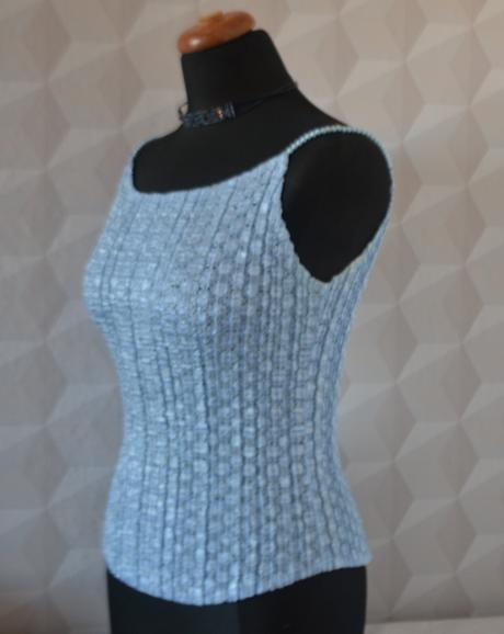 Elegantný top veľ.s, s