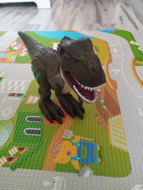 Robo t-rex,