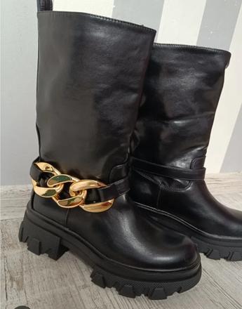 Cizmy  s odopinatelnou ozdobou, 38