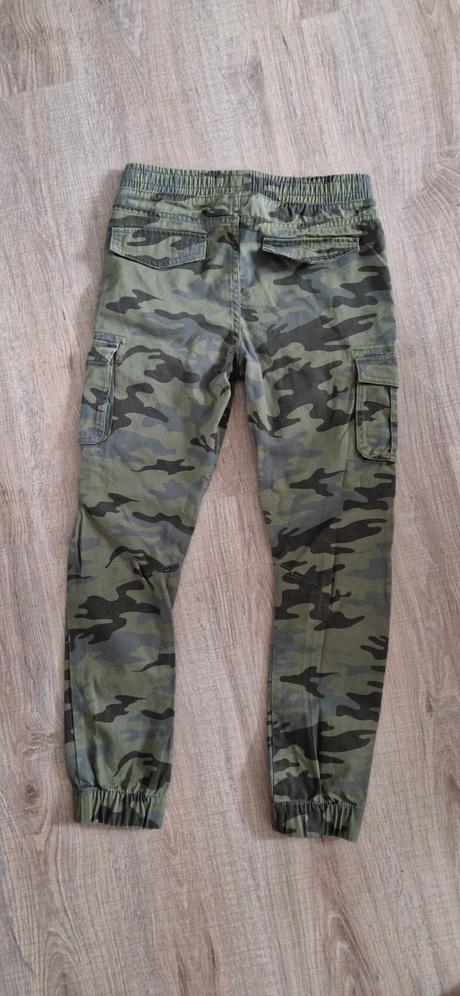 Maskacove nohavice 152/158, terranova,152