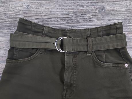 Zelené rifle s vysokým pásom, bershka,36