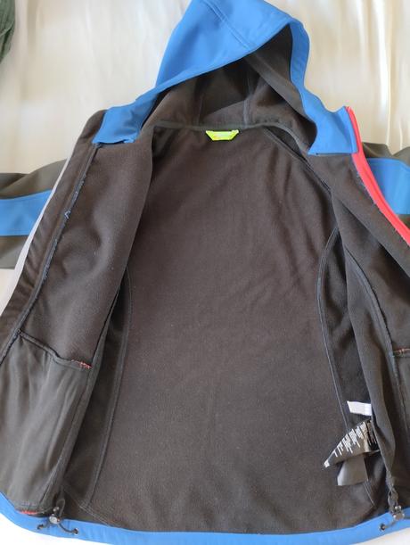 Chlapčenská bunda, lewro,140