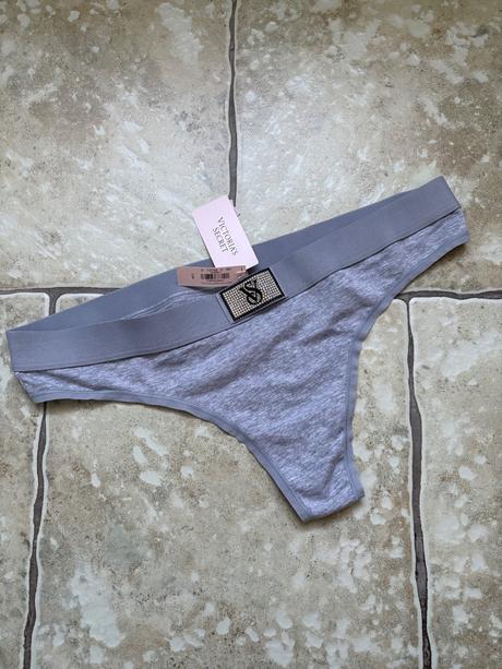 Nohavičky vs, victoria's secret,l