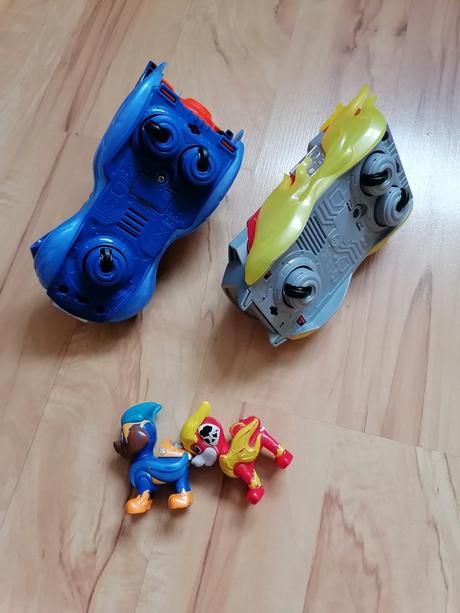 Lode + postavičky paw patrol,