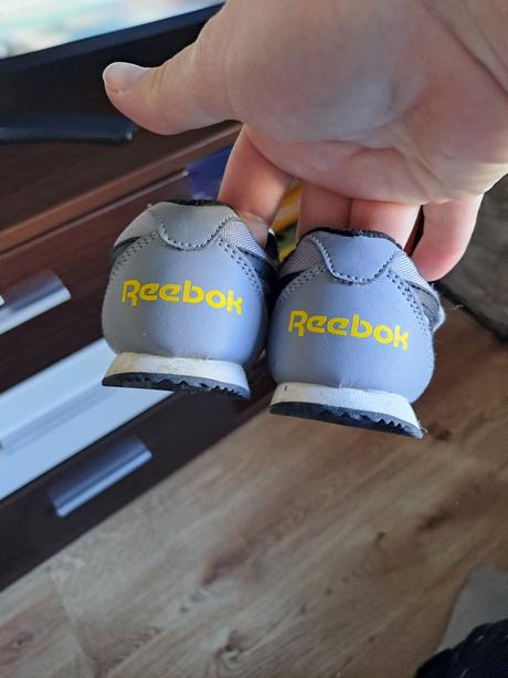 Tenisky, reebok,23