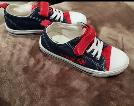 Chlapcenske platene tenisky, 28