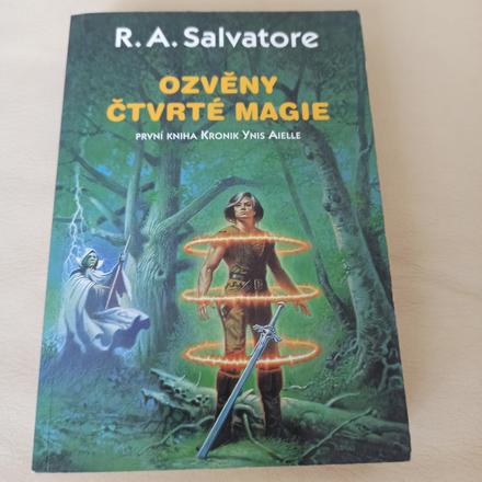 Kniha scifi,fantasy, 