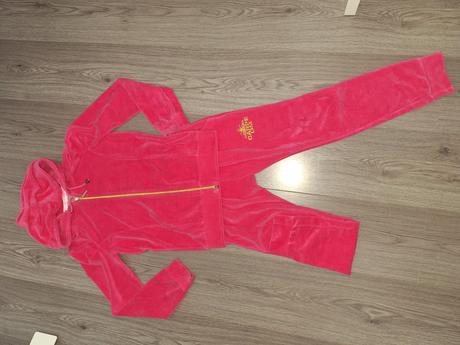 Teplakove supravy carpe diem, 152