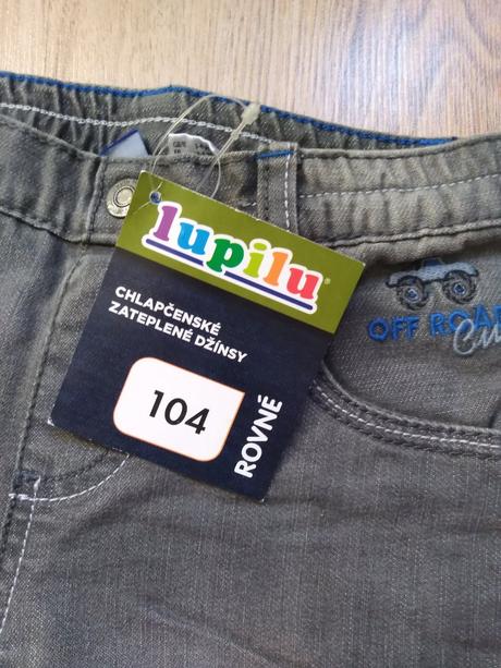 Rifle s visačkou, lupilu,104