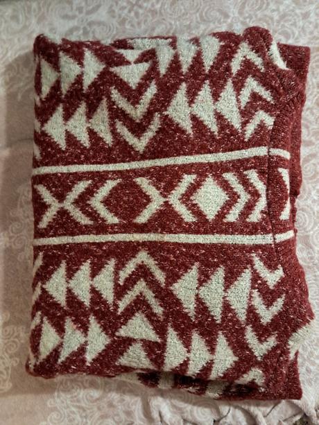 Teply sveter s, amisu,s