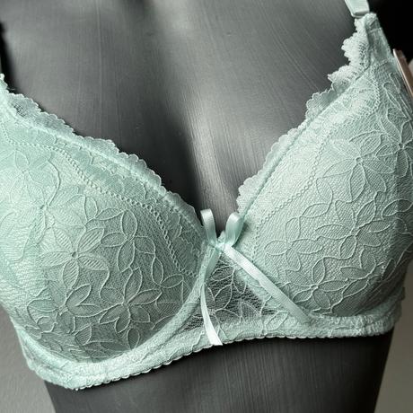 Mierne vystužená podprsenka s kosticou 88608, 80c / 105c