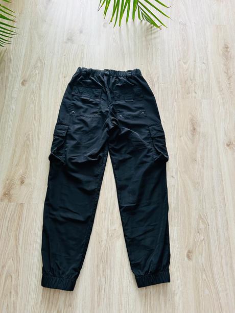 Trendy cargo nohavice značky alo yoga, pc 148 eur, s