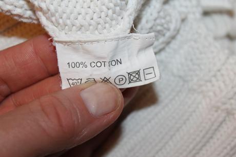 Vzorovaný dámsky sveter v. m, l