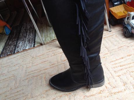 Prechodne strapcove čižmičky, 38