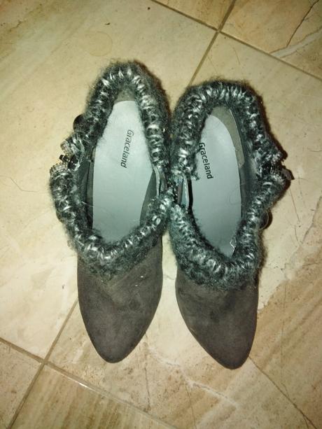 Sivé topánočky, graceland,41