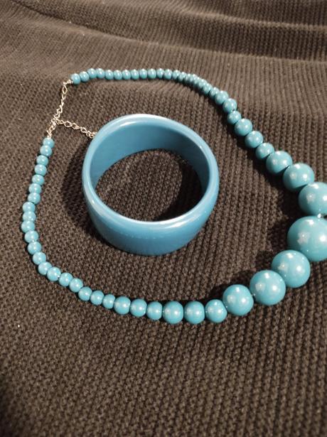 Terranova umelohmotné náramok a nahrdelnik, terranova