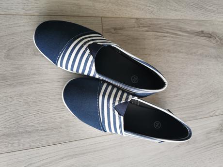 Bielomodre tenisky, 36