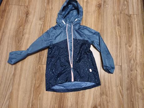 Nepremokavá turistická bunda, decathlon,116