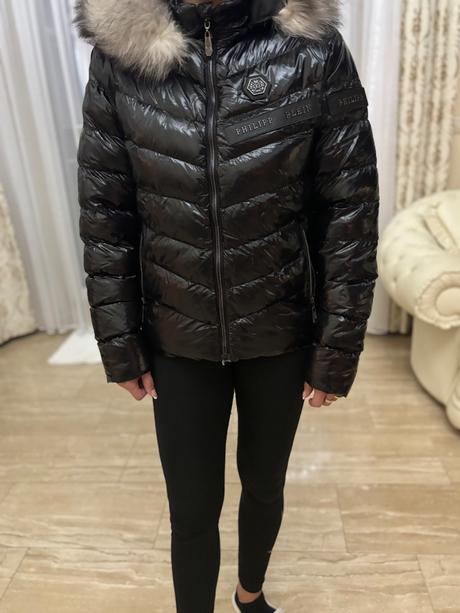 Dámska bunda s kožušinou, m