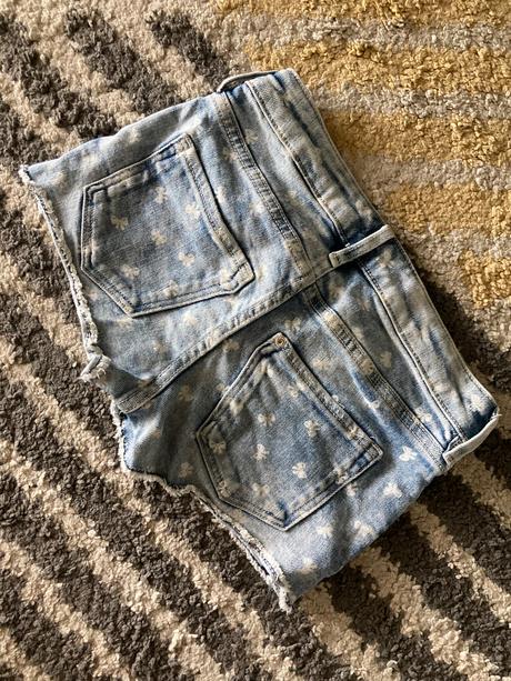 Rifľové šortky s mašličkami, h&m,128