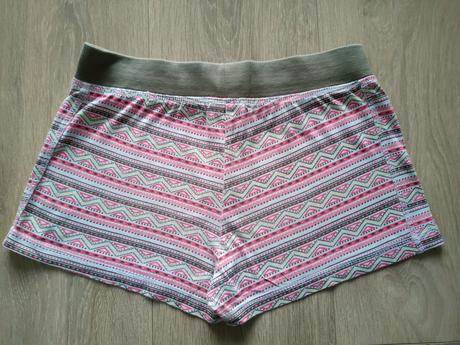 Dievčenské kraťasy, veľ.146-152, 146