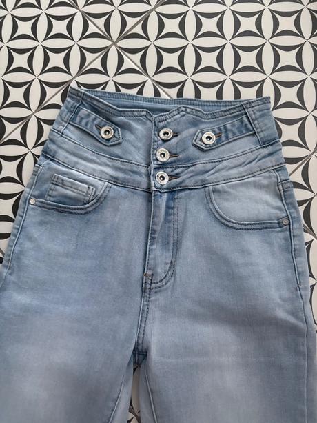 Rifle s vysokým pasom, s