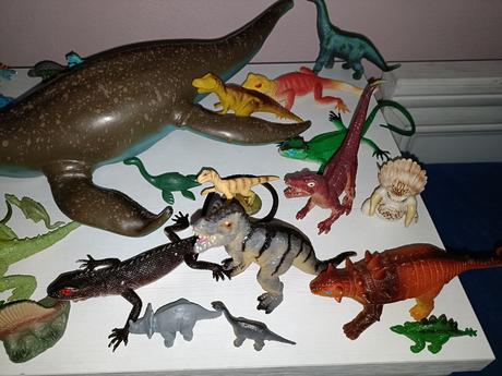 Dinosaury a jašterice, 