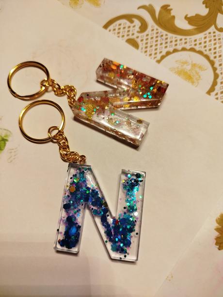 Písmená trblietavé ozdôbky kľúčenky,