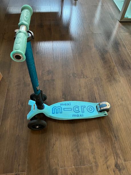 Micro maxi deluxe kolobezka, micro