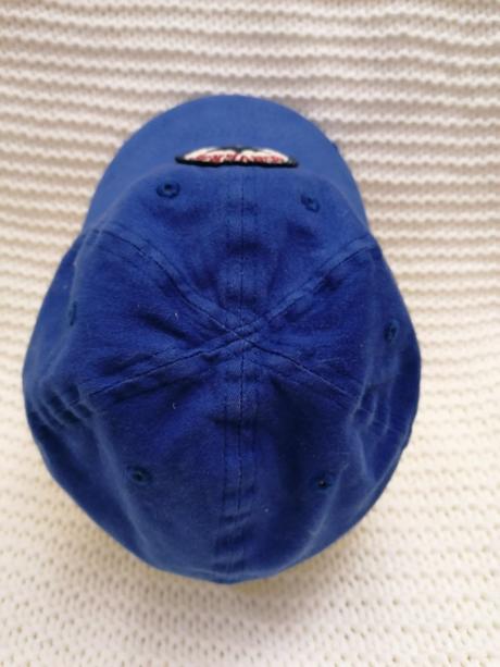 Šiltovka, converse,128