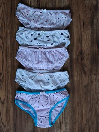 Nohavičky pre dievčatko, 122