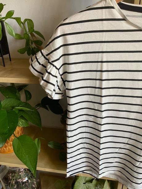 Tričko pruhované s volanmi, c&a,xs