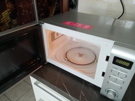 Mikrovlnná rúra eta klasico, eta