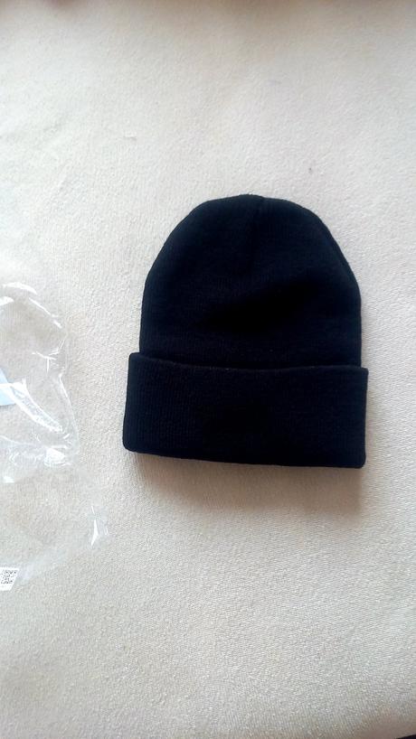 Čierna čiapka huntrix, 