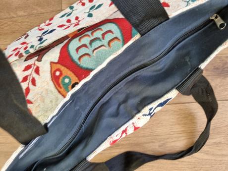 Velka taska so sovou, 