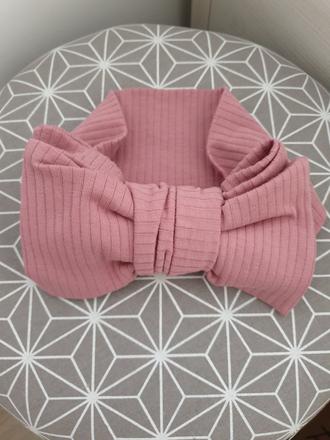 Čelenka s mašľou, 